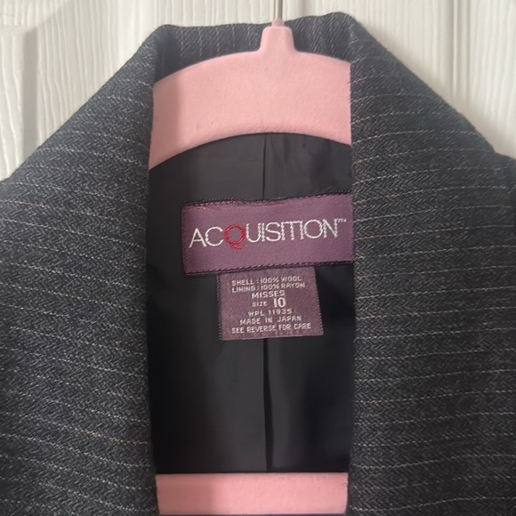 Dark gray, pinstripe, blazer, white and pink pinstripes size 10 acquisition - Picture 2 of 6